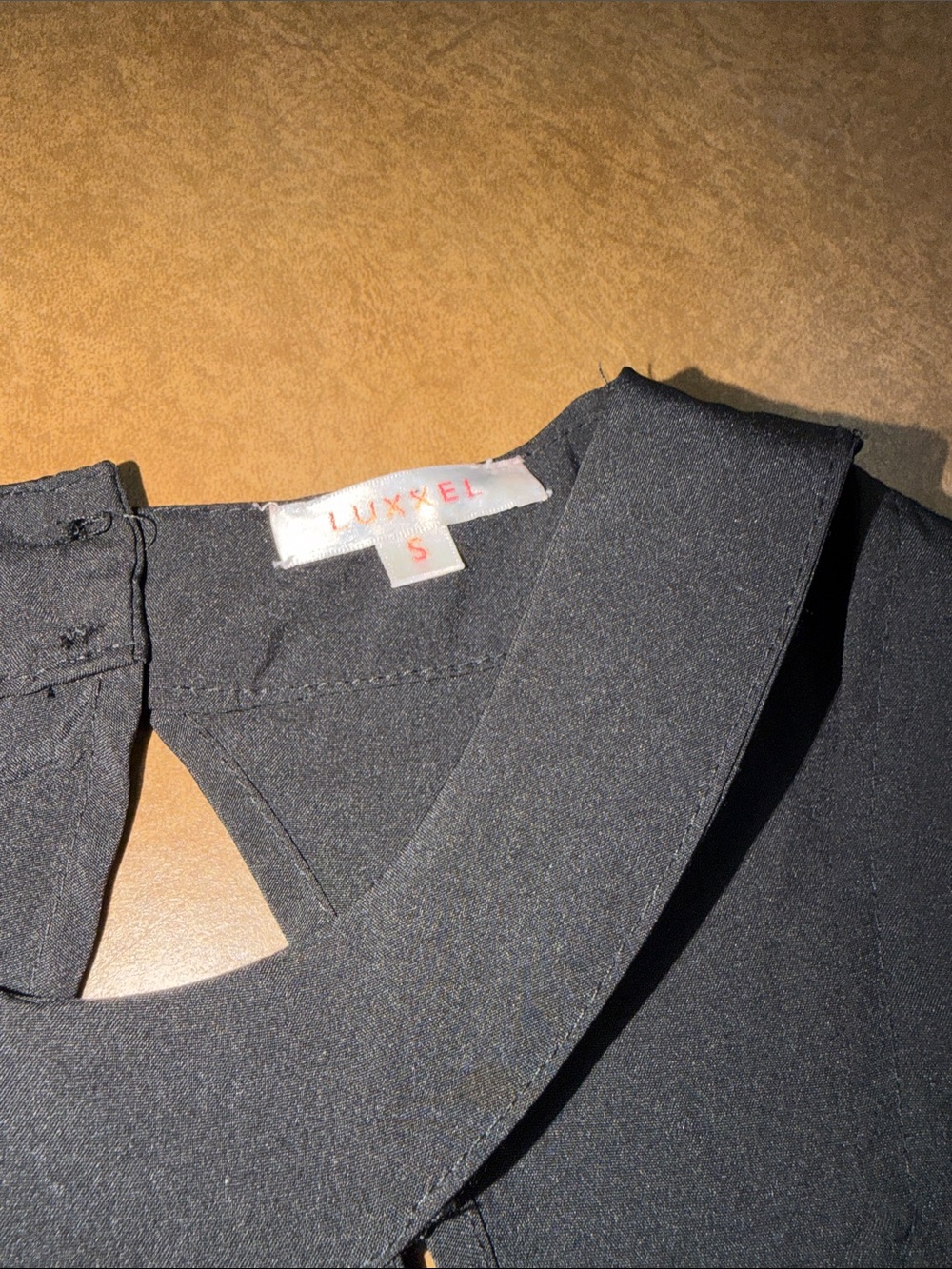 Luxxel Black Sleeveless Fit-&-Flare Mini Cocktail Dress w/ Keyhole Horsehair Hem - Picture 2 of 10